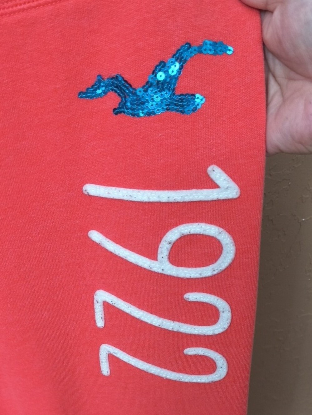 Hollister Women's Y2K Coral Jogger 1922 Sweatpants Sequin Logo Size M - Picture 4 of 7
